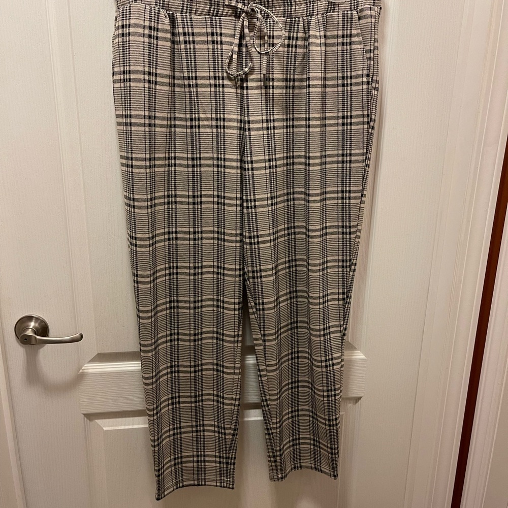 Plaid women’s Pants